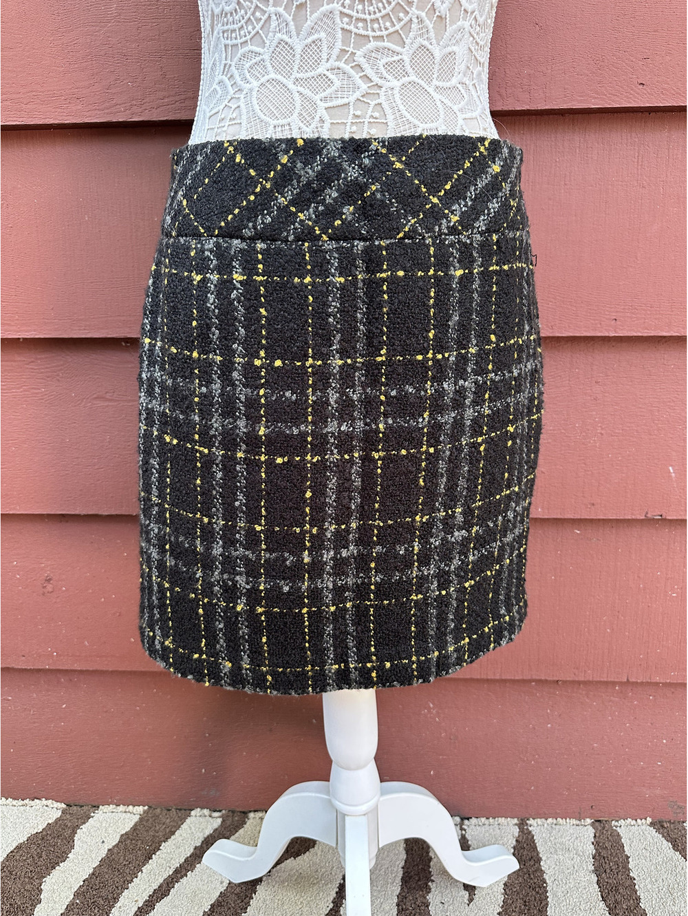 Ann Taylor LOFT Plaid Tweed Pencil Skirt Black Gray Yellow Classic